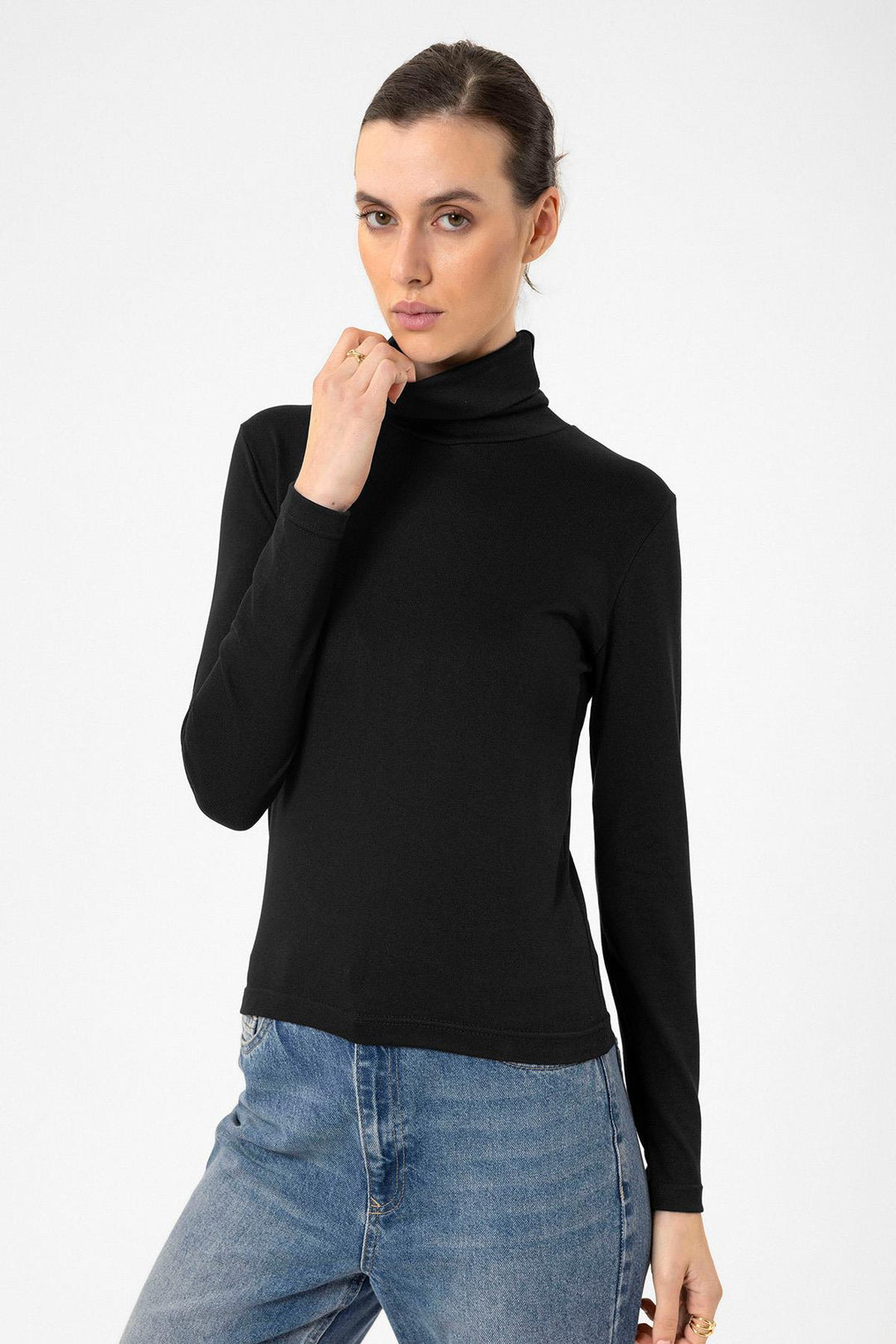 ANT Antioch Black Women's Turtleneck Sweater - Constanţa