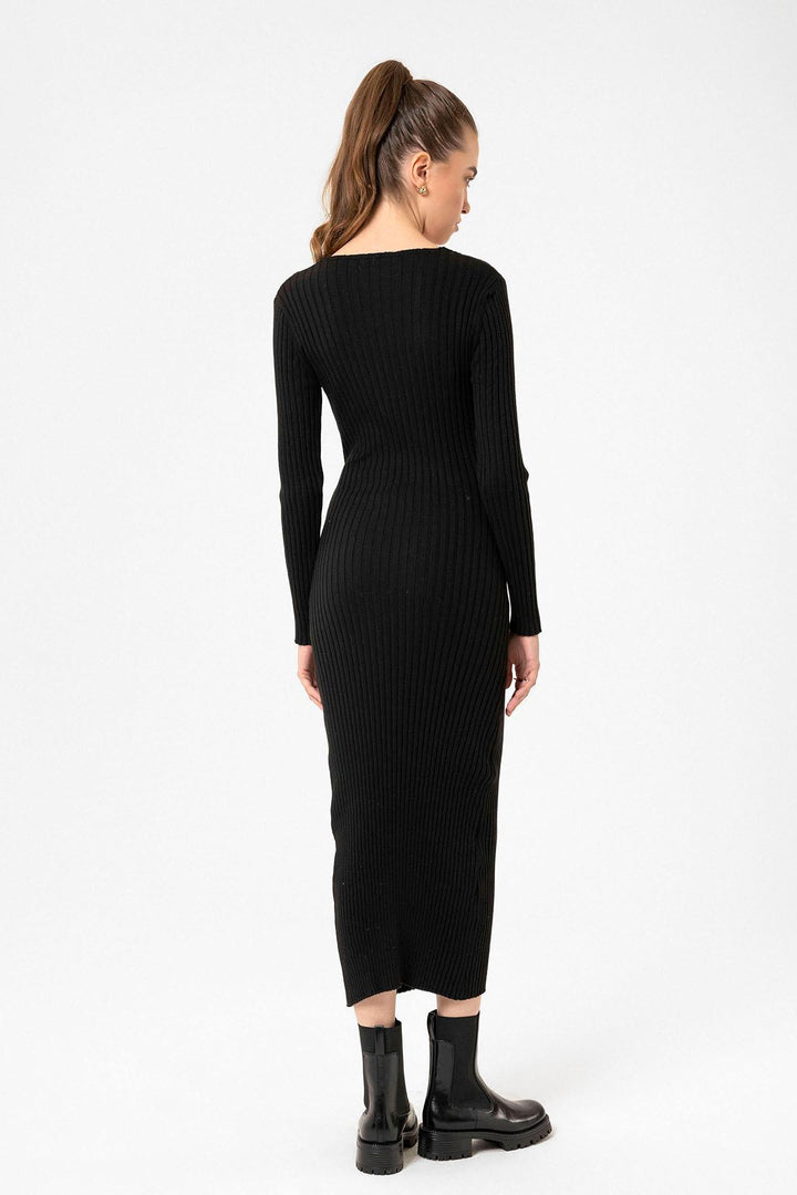 ANT Antioch Black Woman Threaded Midi Knit Dress - Shawinigan