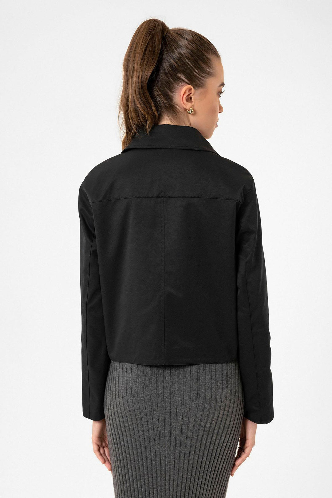 ANT Antioch Black Women's Seasonal Thin Short Jacket - Battle Creek