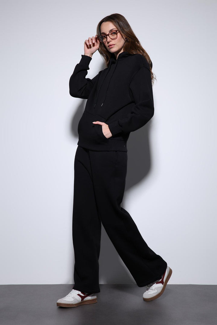 ANT Antioch Black Hooded Basic Women's Sweatshirt - Etterbeek