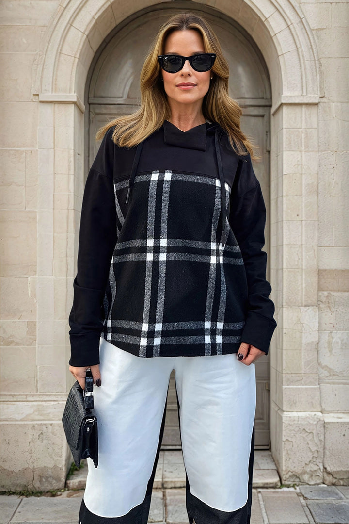 Black Hooded Patterned Slouchy Sweatshirt with Garnish BCBSK-25700-3565 - Pantin