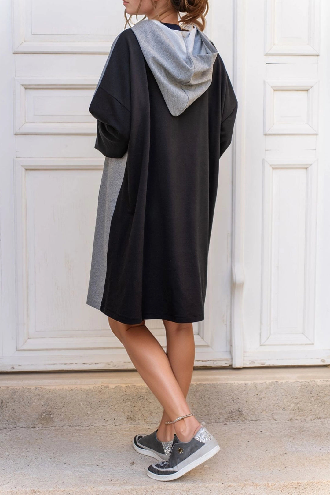 Black Hooded Kangaroo Pocket Two-Tone Loose Fit Sweat Dress BCBSK-25700-3500 - Pylaía