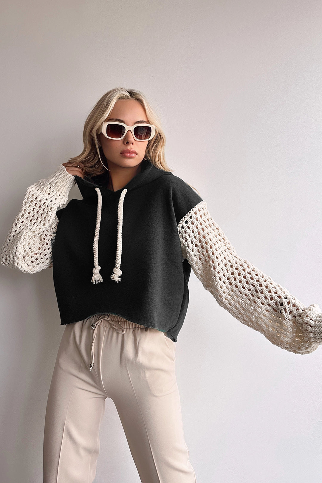 Black Hooded Knitted Crop Sweatshirt with BC231021 - Orpington