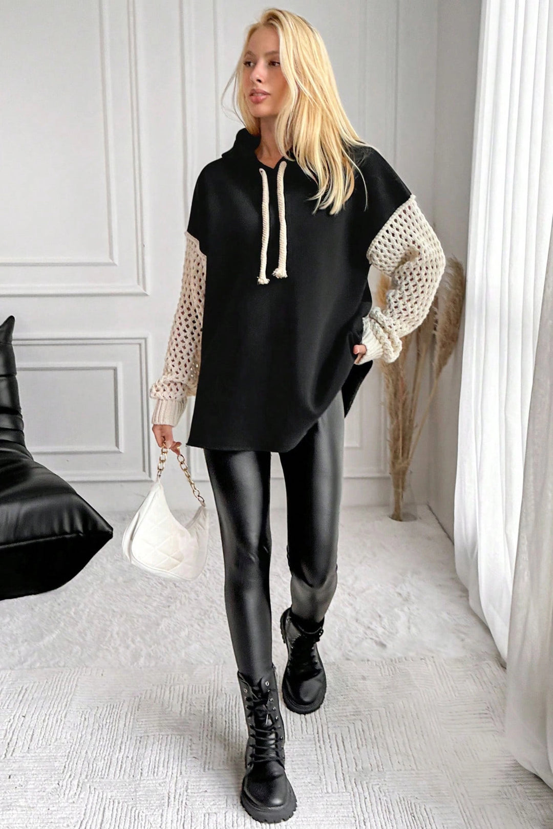 Black Hooded Arms Knitted 3 Yarn Sweatshirt BC24YG154Y - Juárez
