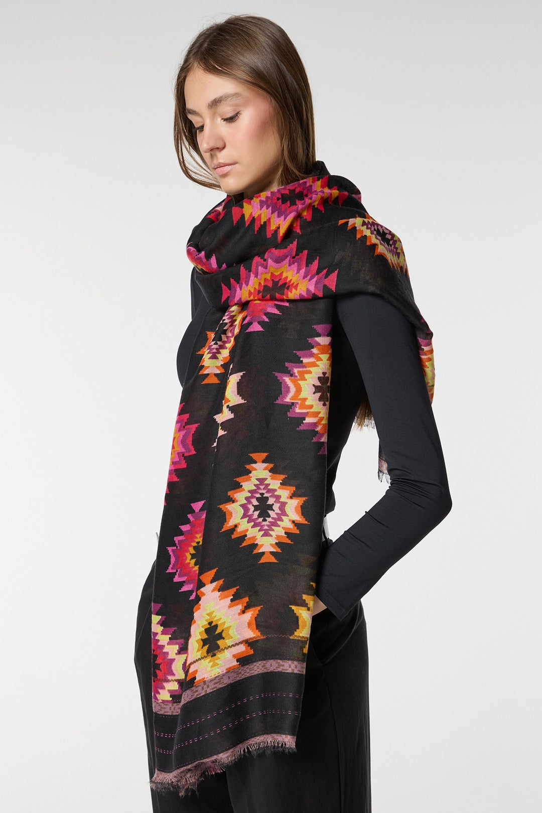 Black Square Patterned Shawl BCNSV-2515114 - Sfântu-Gheorghe