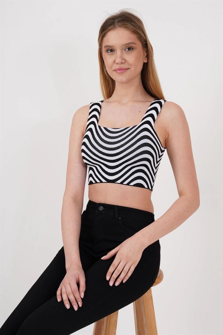 Black Square Neck Patterned Knit Blouse CO-2523256429 - Puteaux