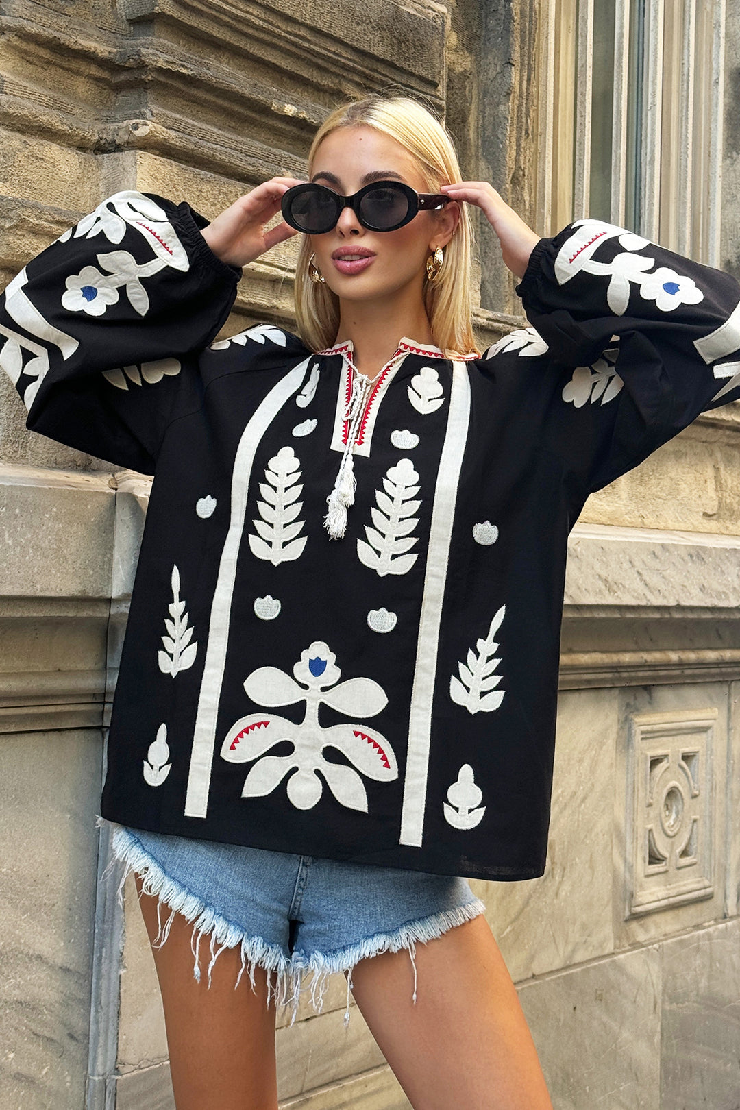 Black Boat Neck Tassel Detailed Embroidered Puff Sleeve Woven Blouse BCHESQ-251107 - Hoogvliet