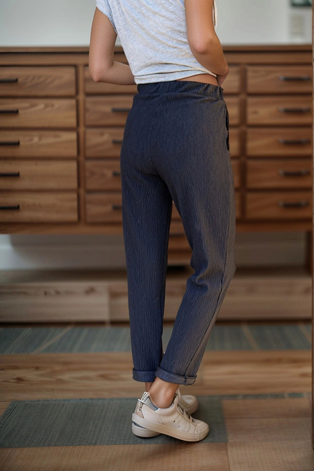 Black Textured Elastic Waist Pocketed Pants BCBSK-25700-3273 - Moita
