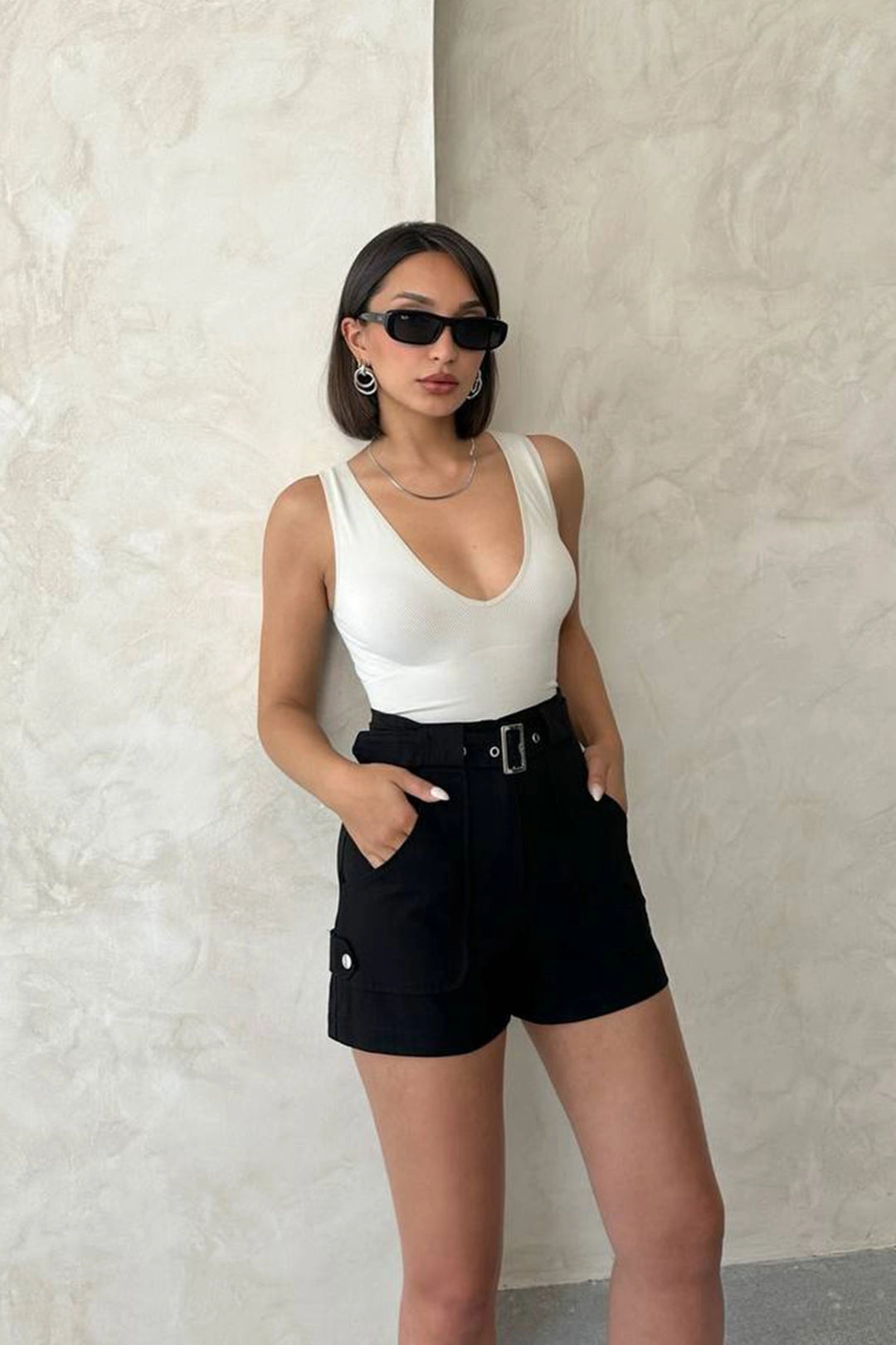 Black Gabardine Summer Shorts with Belted Pockets BCHN-2525289 - Ciudad Acuña