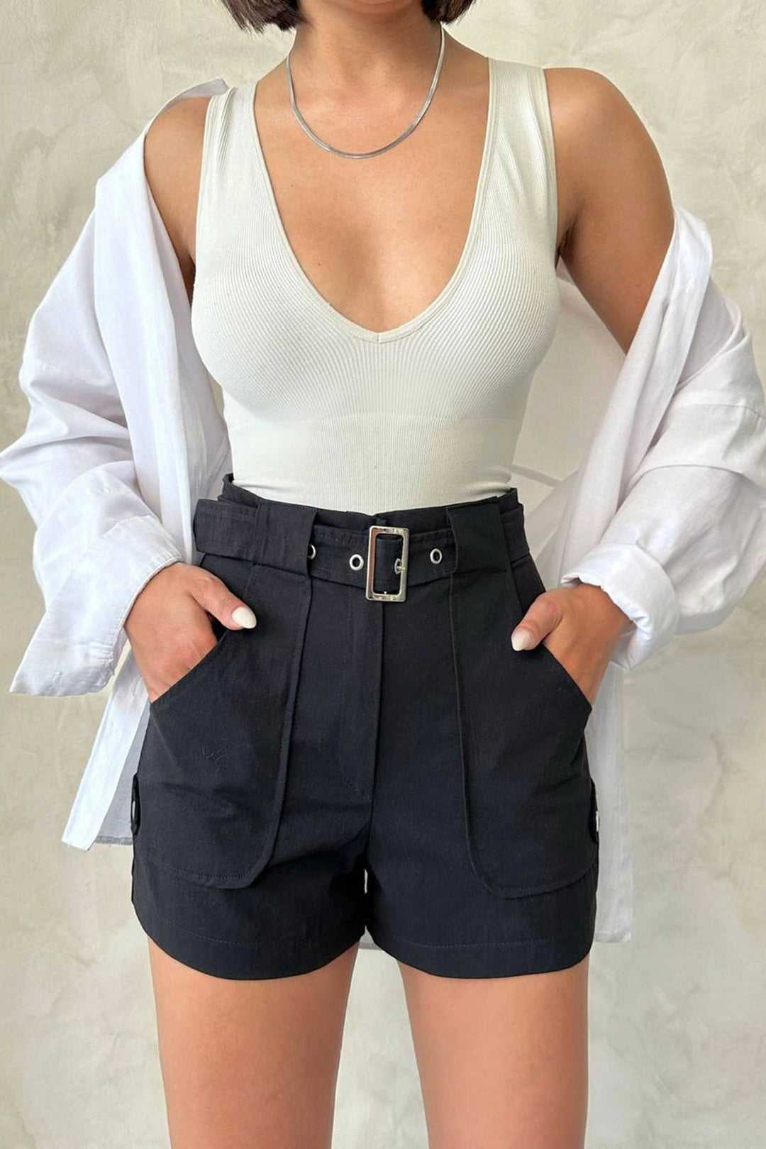 Black Gabardine Summer Shorts with Belted Pockets BCHN-2525289 - Ciudad Acuña