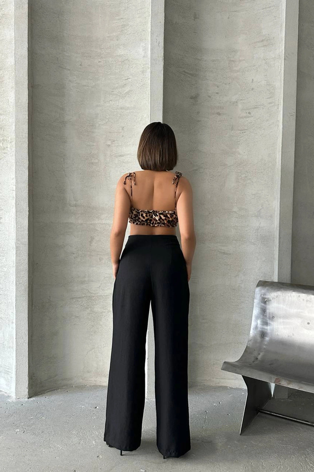 Black Linen Double Pleated Woven Trousers BCHN-25255046 - Melitopol