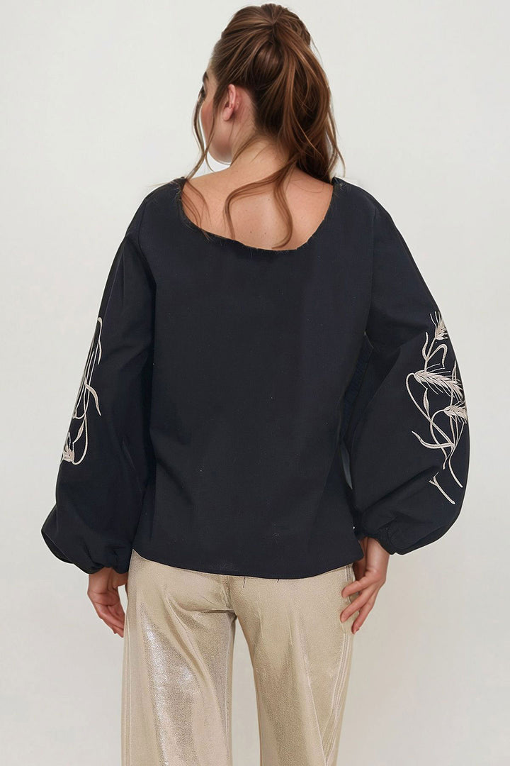 Poplin Weave Shirt with Black Embroidered Sleeves BCHESQ-251033 - Downey