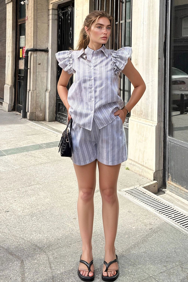 Black Frilled Sleeveless Shirt with Self Patterned Striped Arm BCBSK-25700-3626 - Agrínio