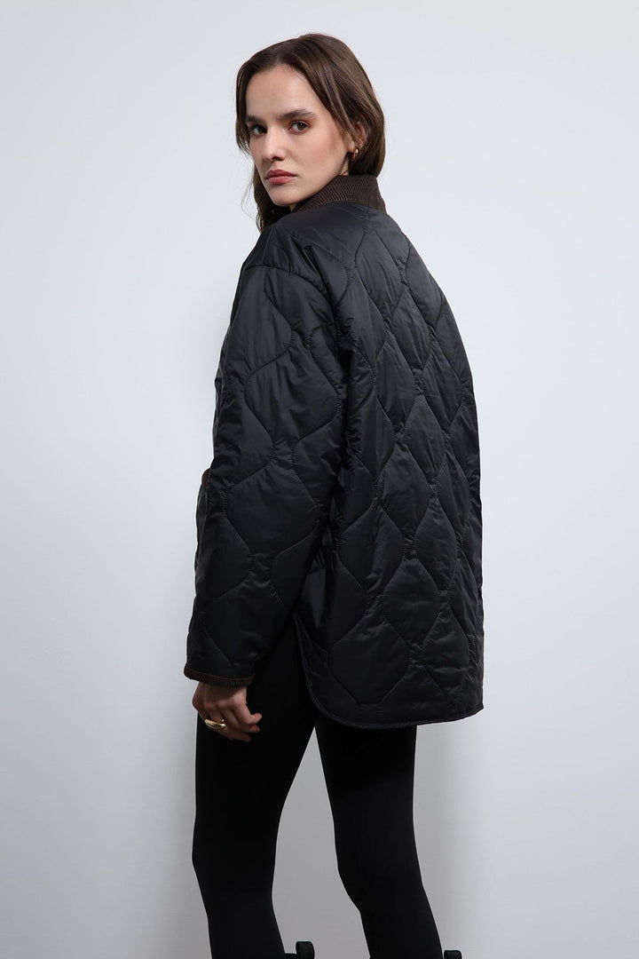 ANT Antioch Siyah Kontrast Yaka Desenli Mont - Moreno Valley