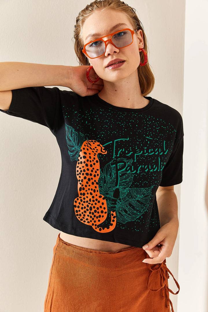 Black Leopard Patterned Crop Printed Cotton T-Shirt BC241117 - Ocozocoautla de Espinosa