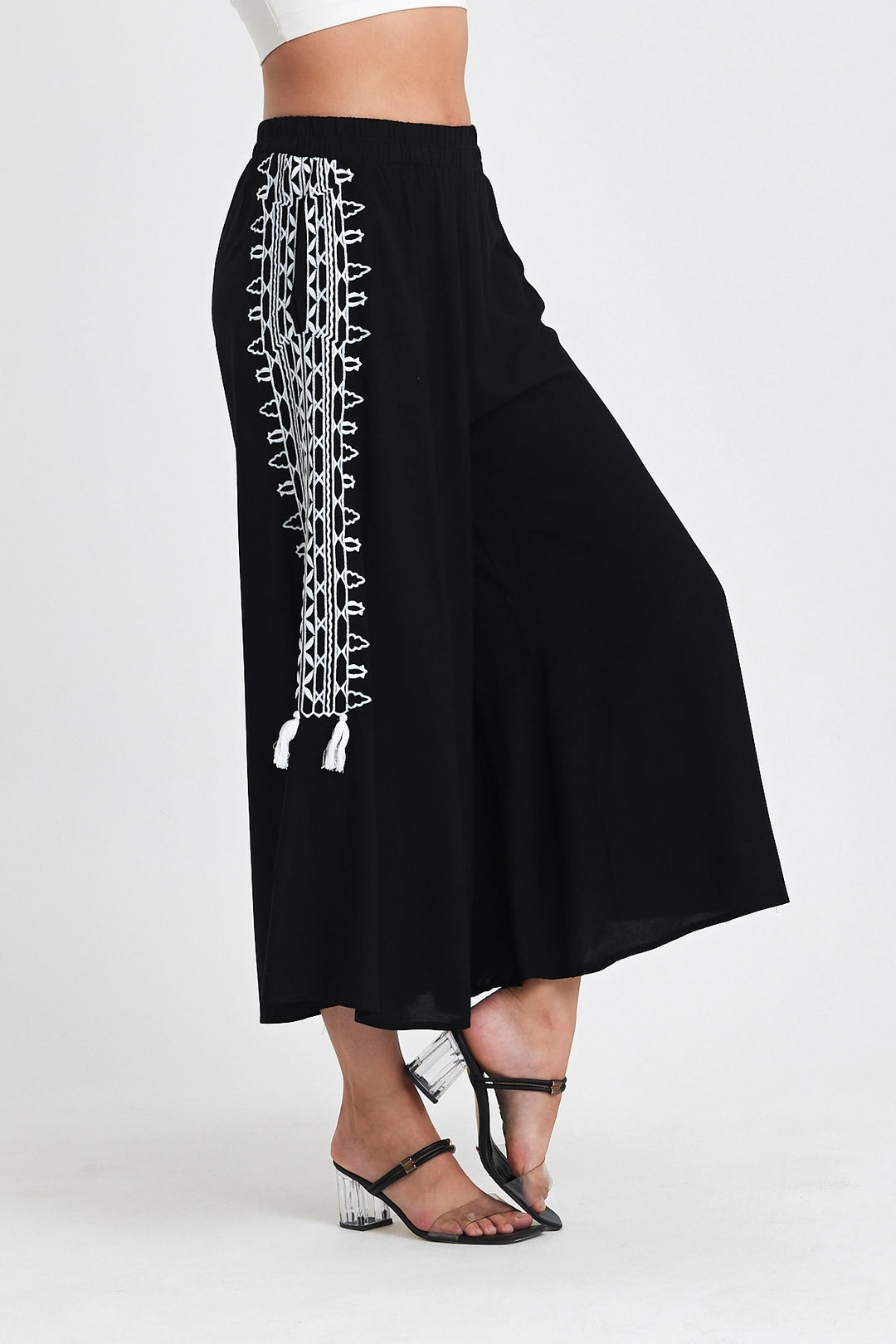 Maxi Boy Black Embroidered Loose Fit Harem Pants BCVL-25929 - Orizaba