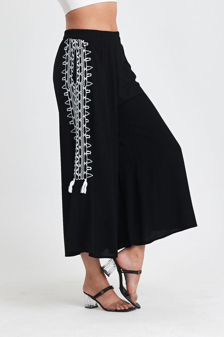 Maxi Boy Black Embroidered Loose Fit Harem Pants BCVL-25929 - Orizaba