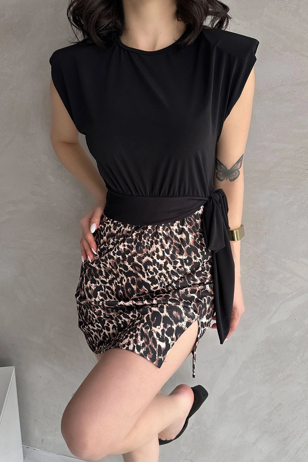 Black Shoulder Padded Waist Belted Blouse BCDF-252160 - Rotorua