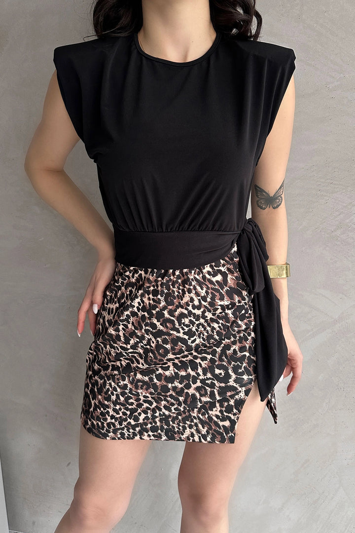 Black Shoulder Padded Waist Belted Blouse BCDF-252160 - Rotorua
