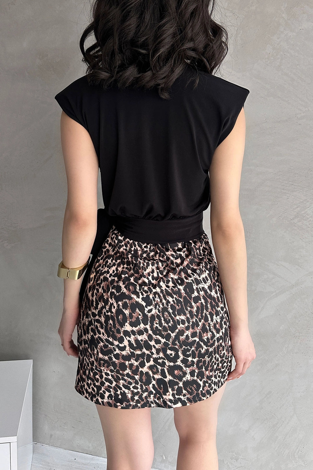 Black Shoulder Padded Waist Belted Blouse BCDF-252160 - Rotorua