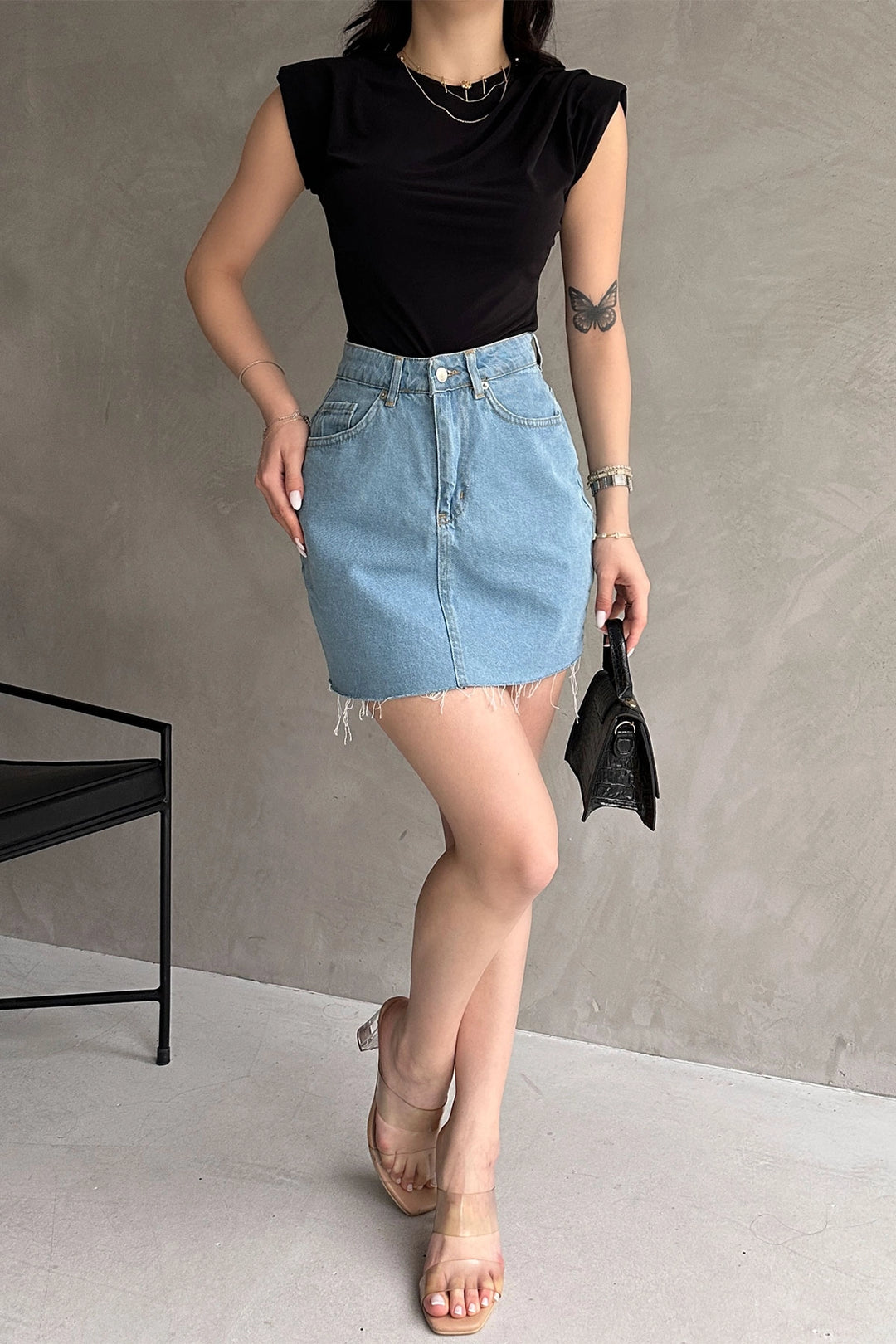 Black Padded Shoulder Buzzy Blouse BCDF-252157 - Ocuilan de Arteaga