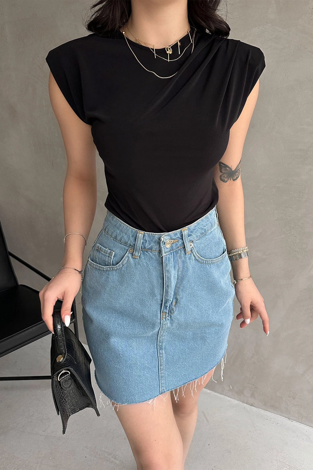 Black Padded Shoulder Buzzy Blouse BCDF-252157 - Ocuilan de Arteaga