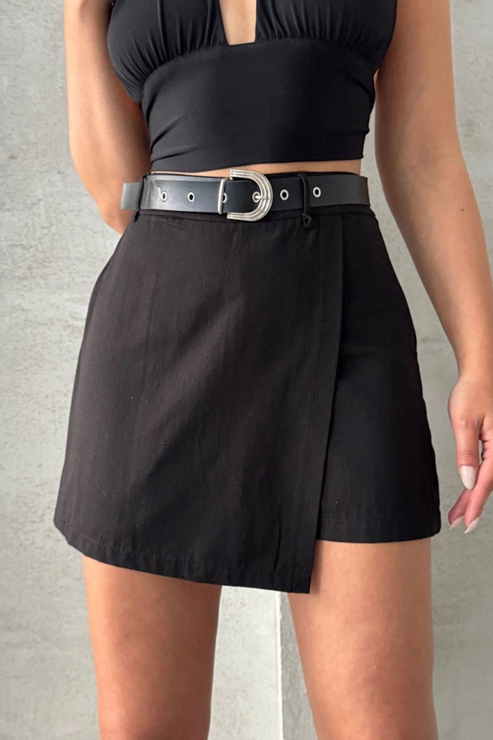Black Front Flap Gabardine Belted Shorts Skirt BCHN-25250507 - Moncalieri