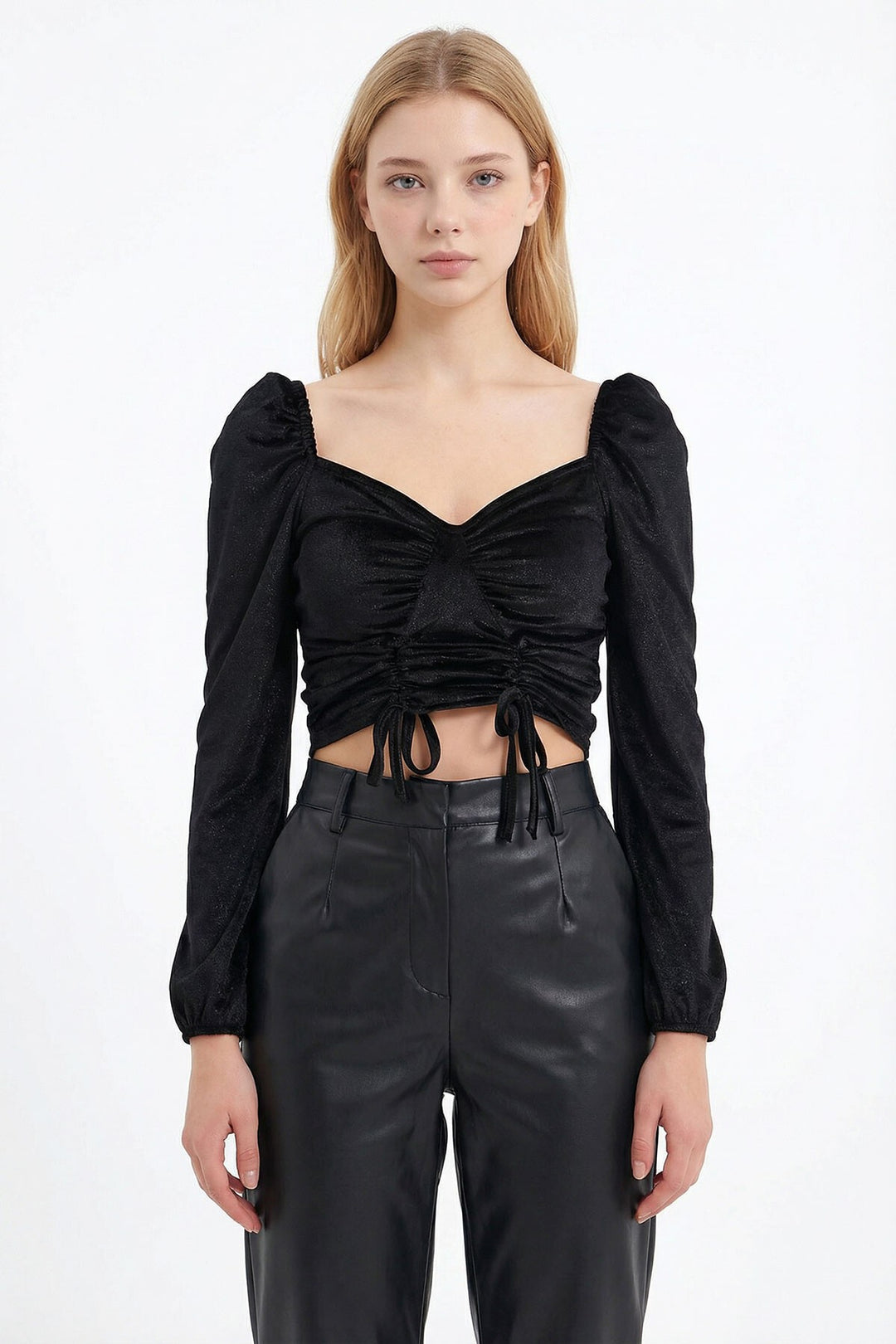 Siyah Öpücük Yaka Önü Büzgü Detaylı Kadife Crop Bluz - Hampton