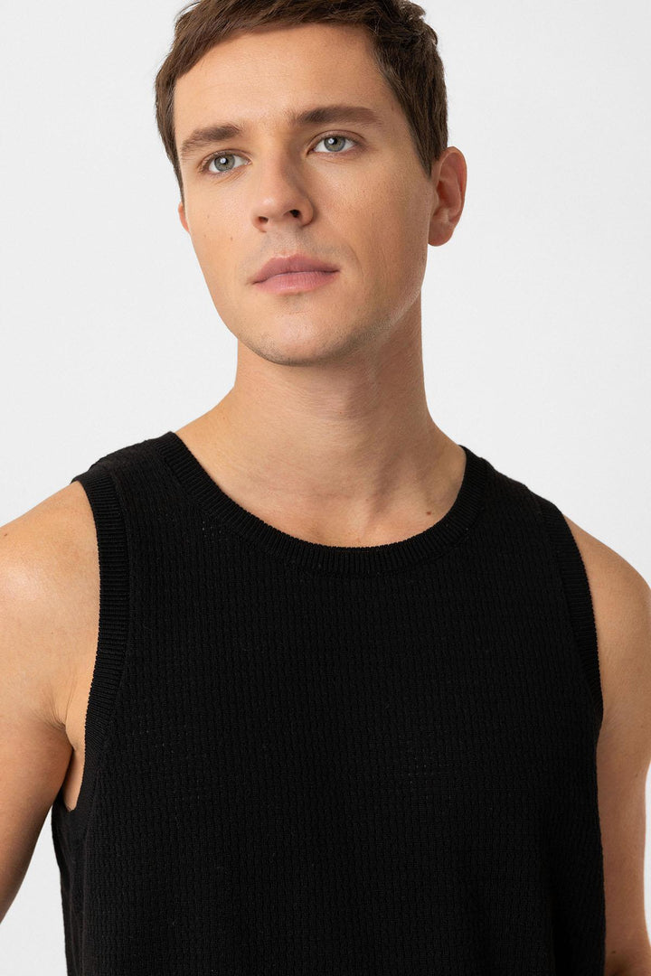 ANT Antioch Black Knitted Texture Men's Tank Top - Montpellier