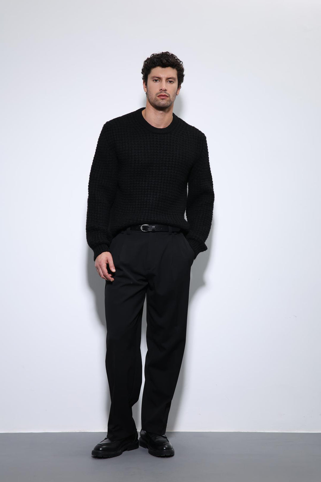 ANT Antioch Black Knitted Texture Men's Sweater - Mouscron