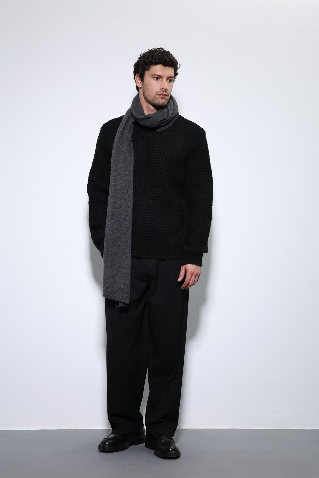 ANT Antioch Black Knitted Texture Men's Sweater - Mouscron