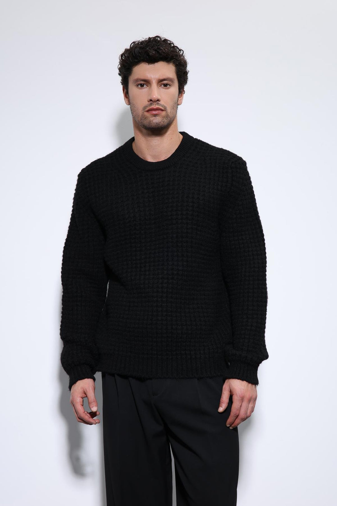 ANT Antioch Black Knitted Texture Men's Sweater - Mouscron