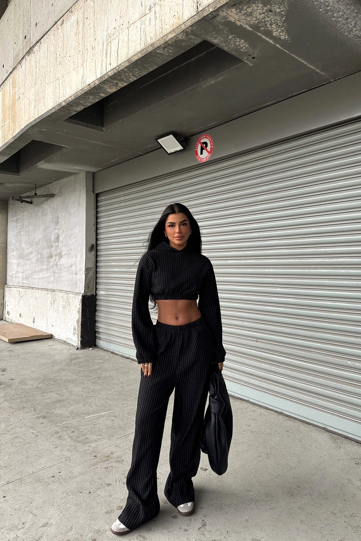 EYY Women Black Pantsuit - Roeselare