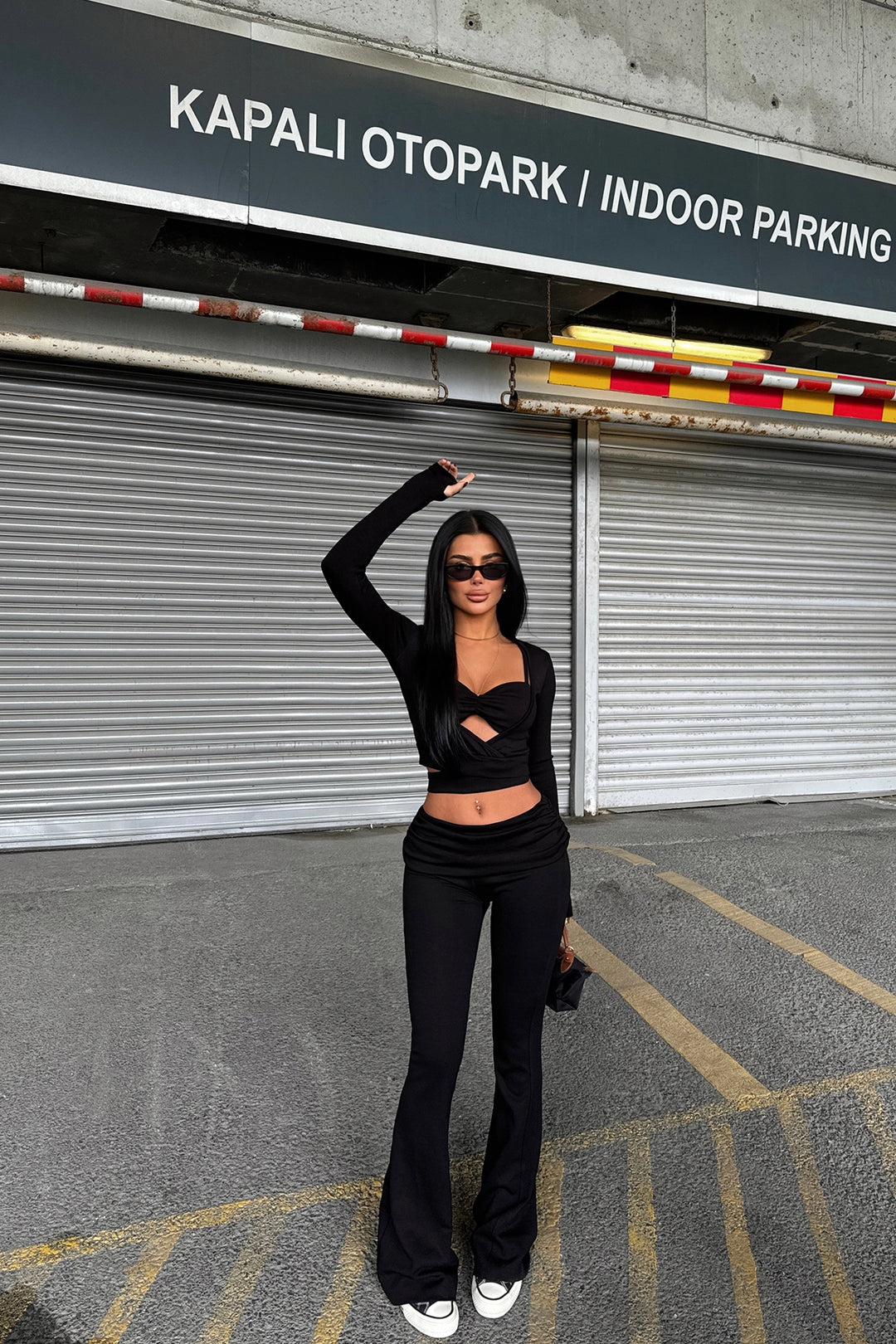 EYY Women Black pantsuit - North Bay