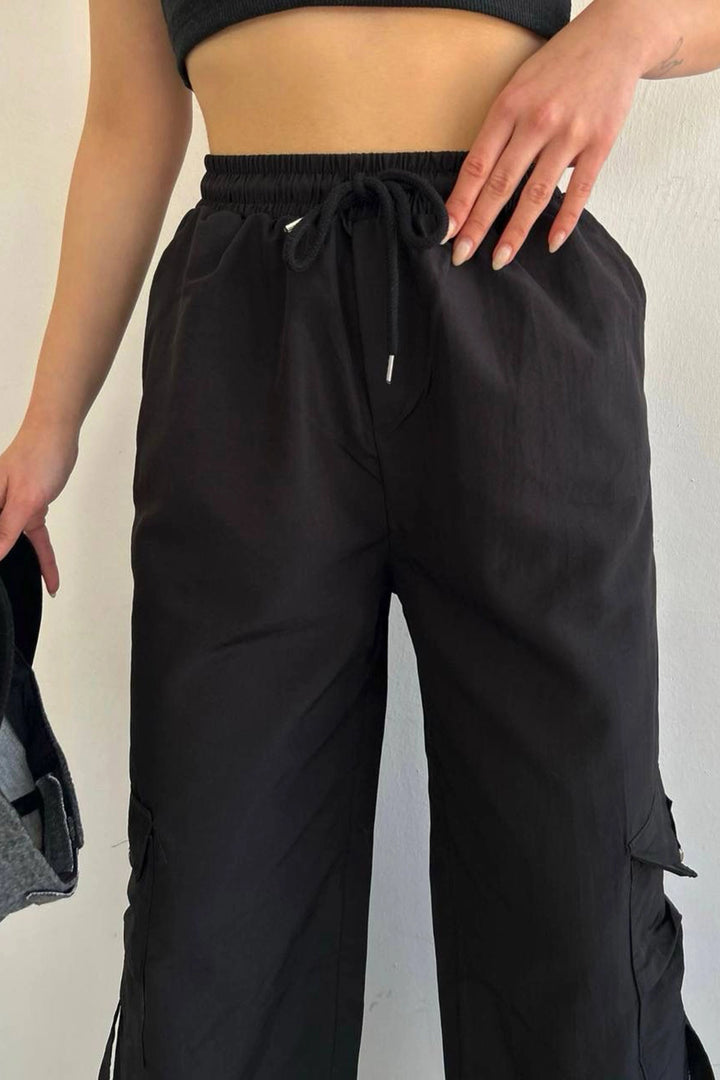 Black Parachute Fabric Cargo Jogger Pants with Pockets BCHN-2510000 - Southend