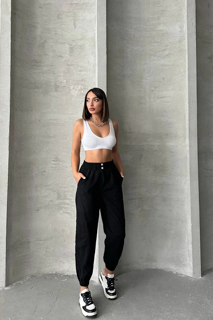 Black Parachute Fabric Cargo Jogger Pants with Pockets BCHN-2525338 - Ciudad Apodaca