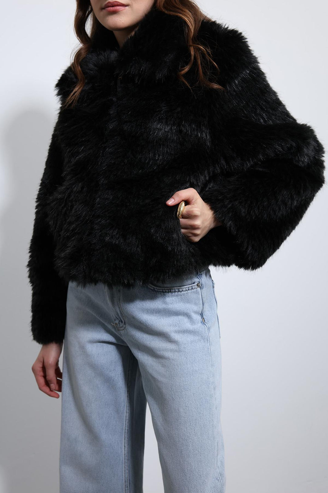 ANT Antioch Black Plush-Look Jacket - Arona