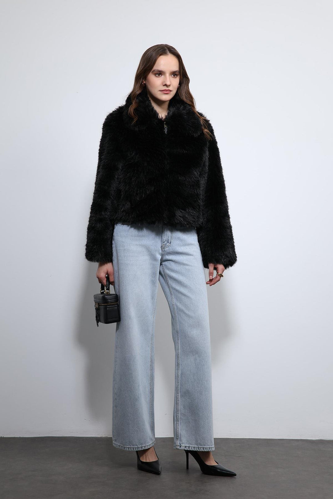 ANT Antioch Black Plush-Look Jacket - Arona