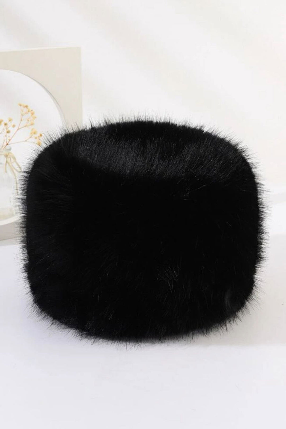 Black Plush Beanie Hat BCNSV-25WT1095 - Somerville