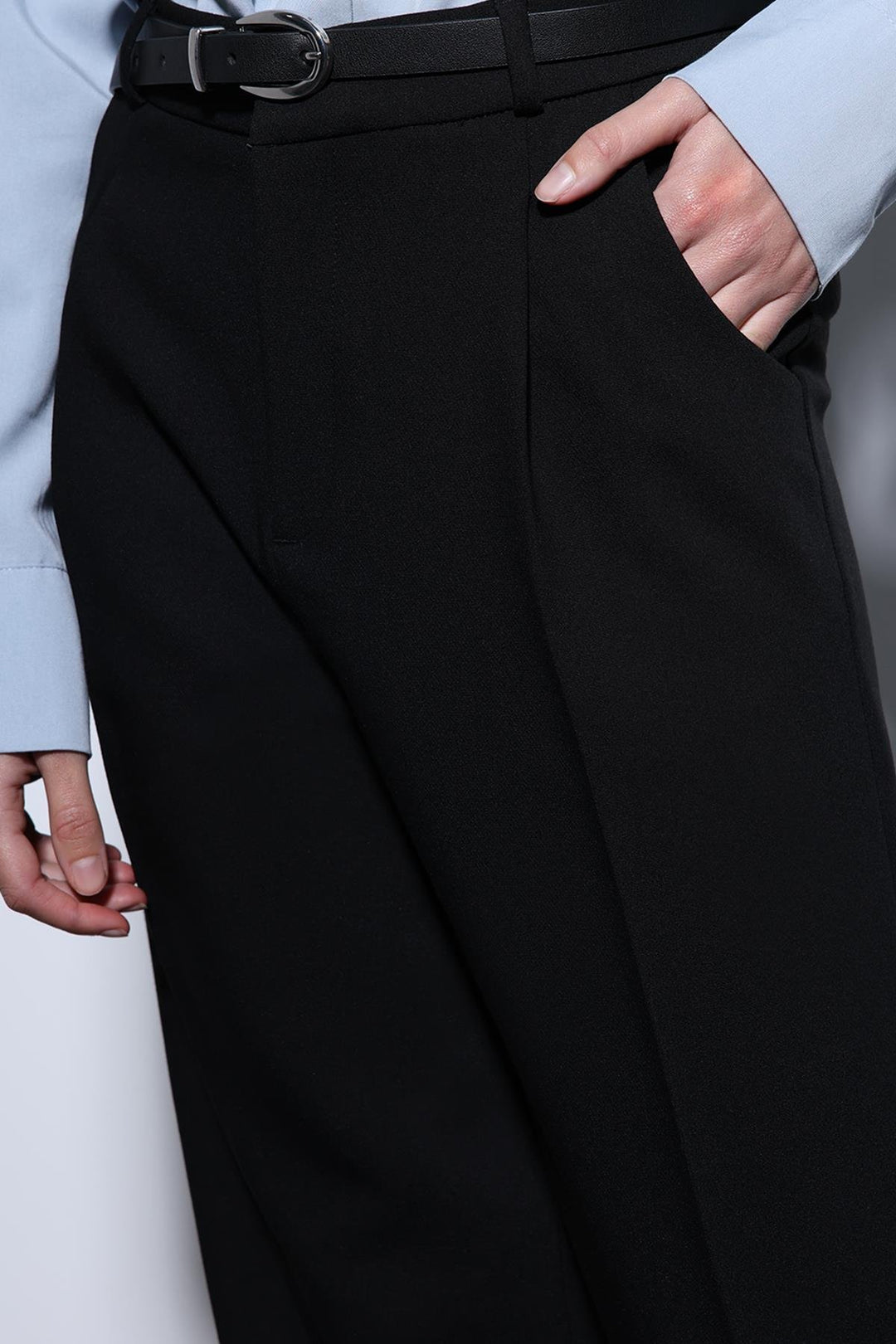 ANT Antioch Black Pencil Women's Pants - Calimaya