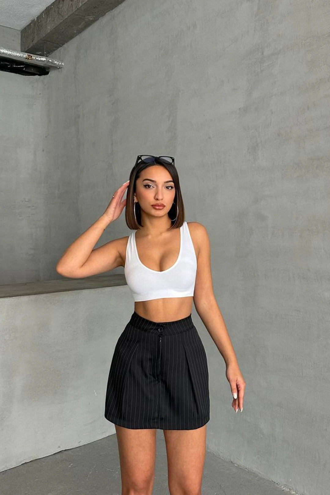 Black Pleated Striped Shorts Skirt BCHN-2525351 - Lewiston