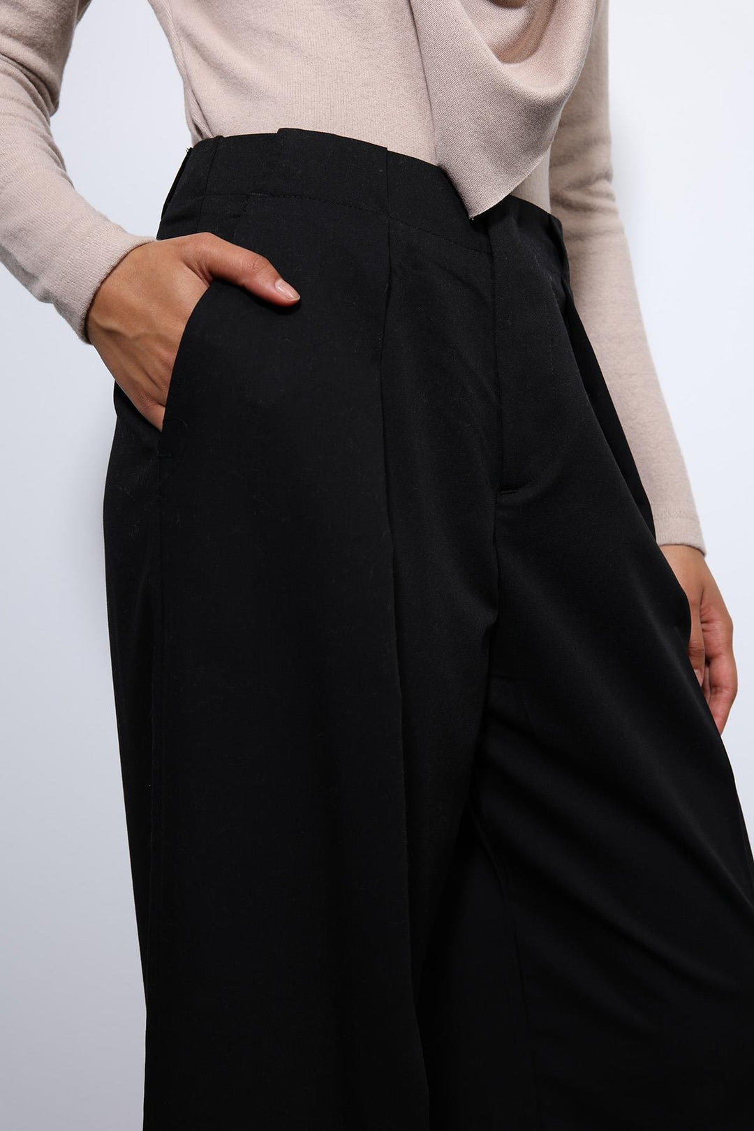 ANT Antioch Black Pleated Wide Leg Women's Pants - Wolfenbüttel