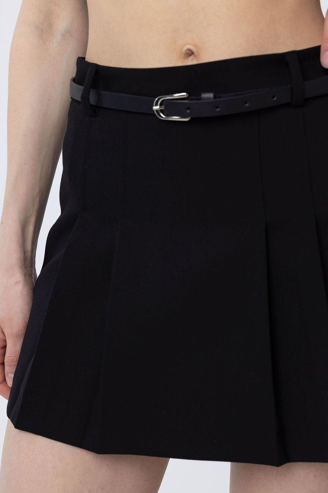 ANT Antioch Black Pleated Women's Mini Skirt - Chur