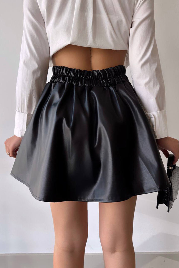 Black Pleated Faux Leather Flared Skirt BCHN-2526599 - Levittown