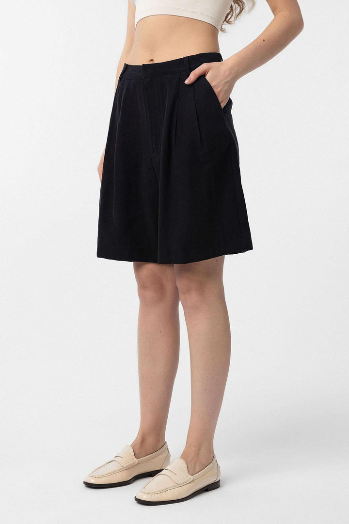 ANT Antioch Black Buttoned Women's Bermuda Shorts - Cernusco sul Naviglio