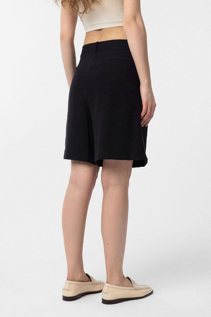 ANT Antioch Black Buttoned Women's Bermuda Shorts - Cernusco sul Naviglio