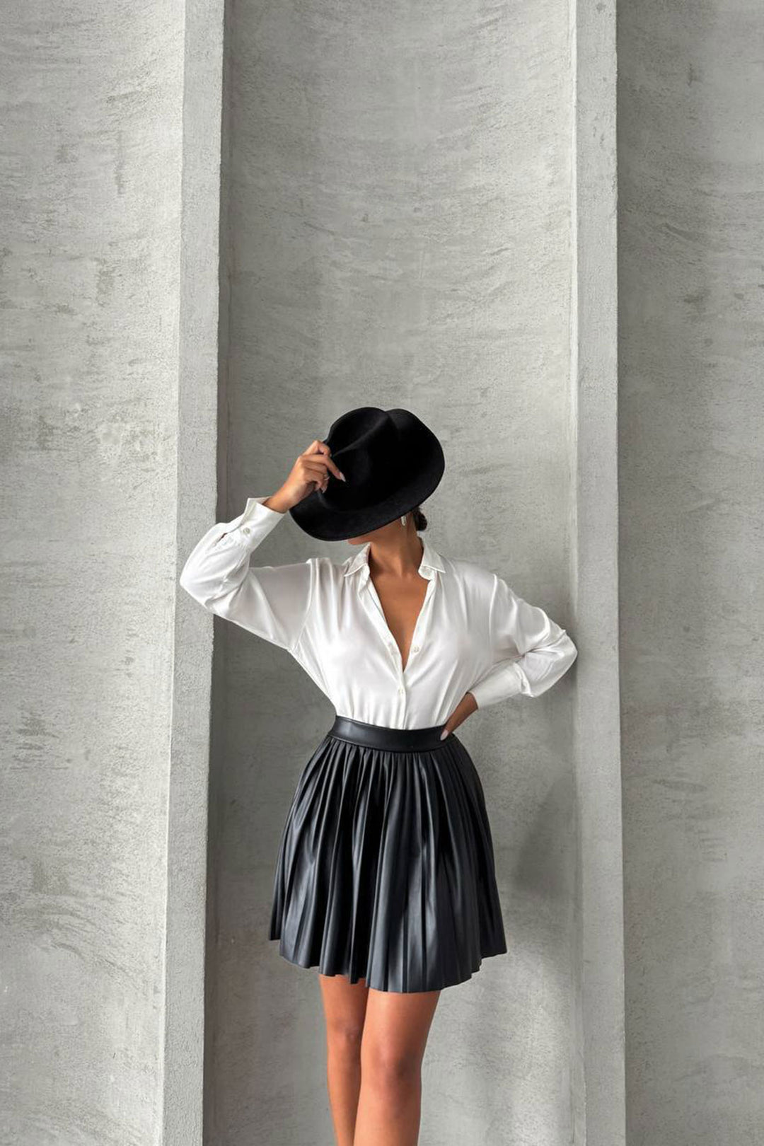 Black Pleated High Waist Skirt BCHN-25261564 - Louisville