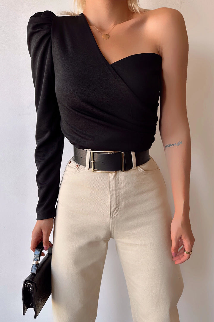 Black Princess Sleeve Shoulder Pad Outcut Crepe Blouse BCDF-231005 - Alès
