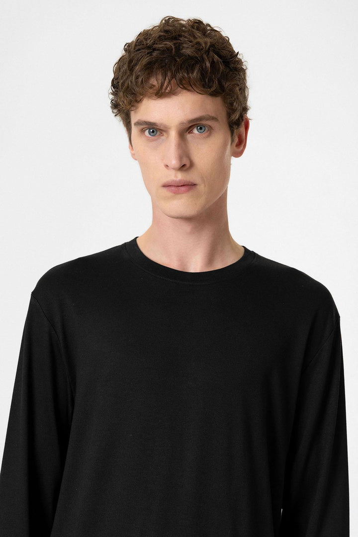 ANT Antioch Black Relaxed Fit Basic Men's T-Shirt - Carlsbad