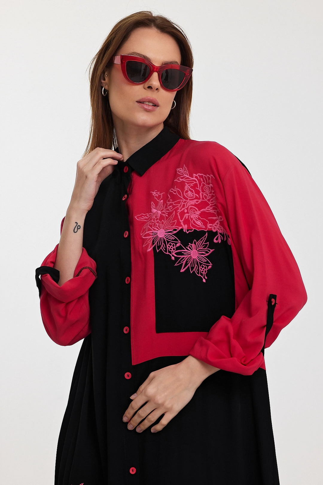 Maxi Boy Black Color Block Embroidered Long Length Woven Shirt Dress BCVL-241000 - Bazal’tove